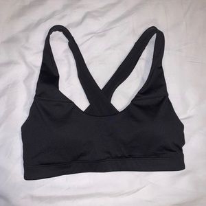 Black sports bra